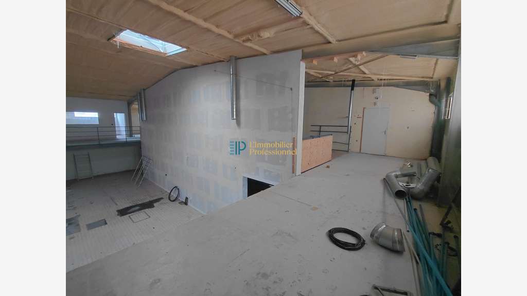 A louer local d'activité 466m² à Concarneau
