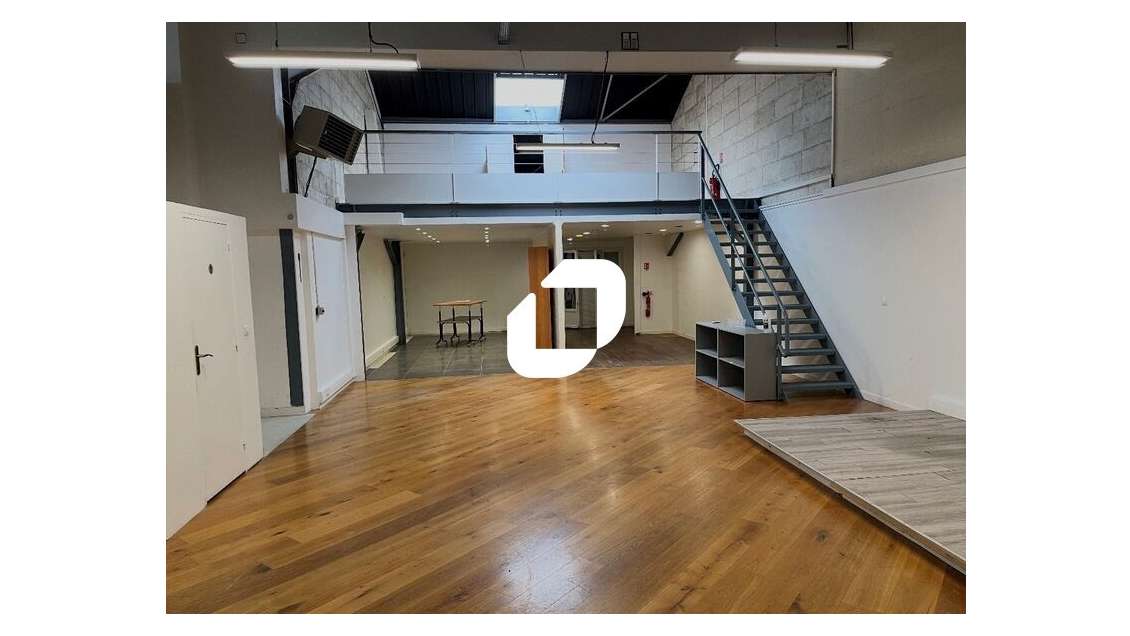 COUR PRIVATIVE 40 M²