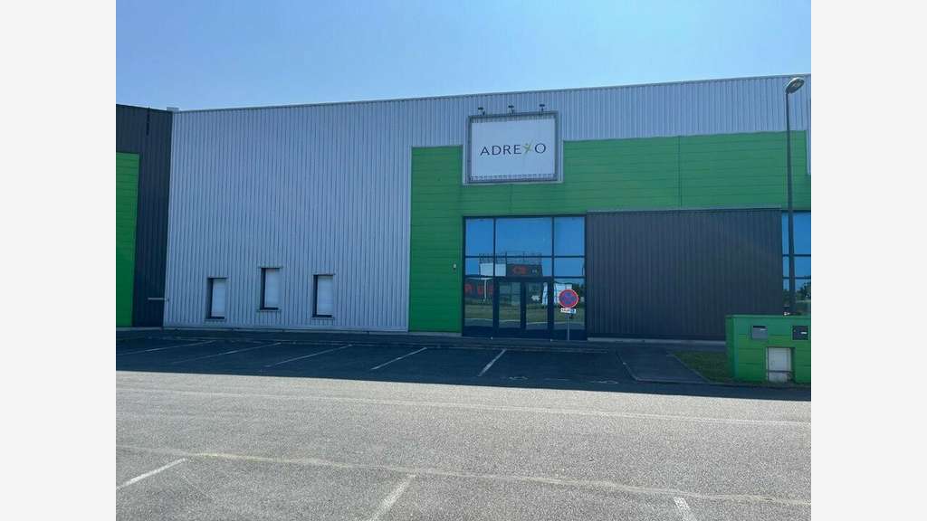 A louer entrepôt 560m² Coquelles emplac sécurisé