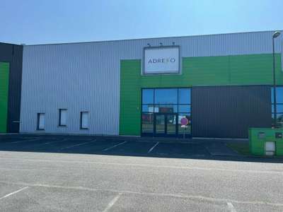 A louer entrepôt 560m² Coquelles emplac sécurisé