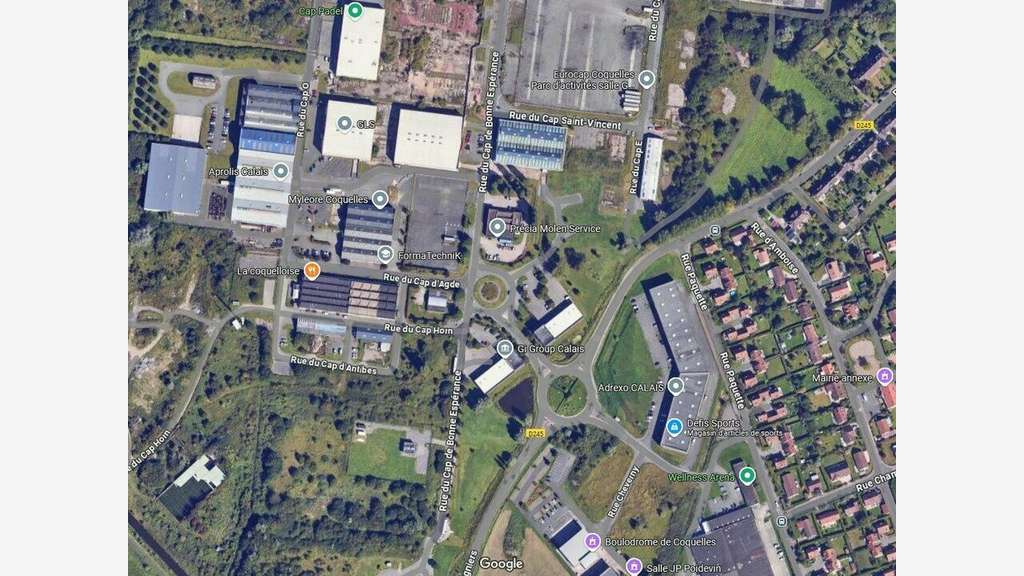 A louer entrepôt 560m² Coquelles emplac sécurisé