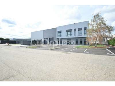 Location Locaux d'activités - Entrepôts à Corbas