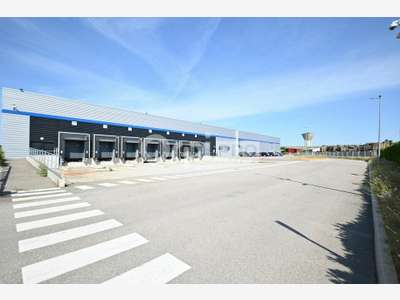 Entrepôt à louer 7064m² à Corbas