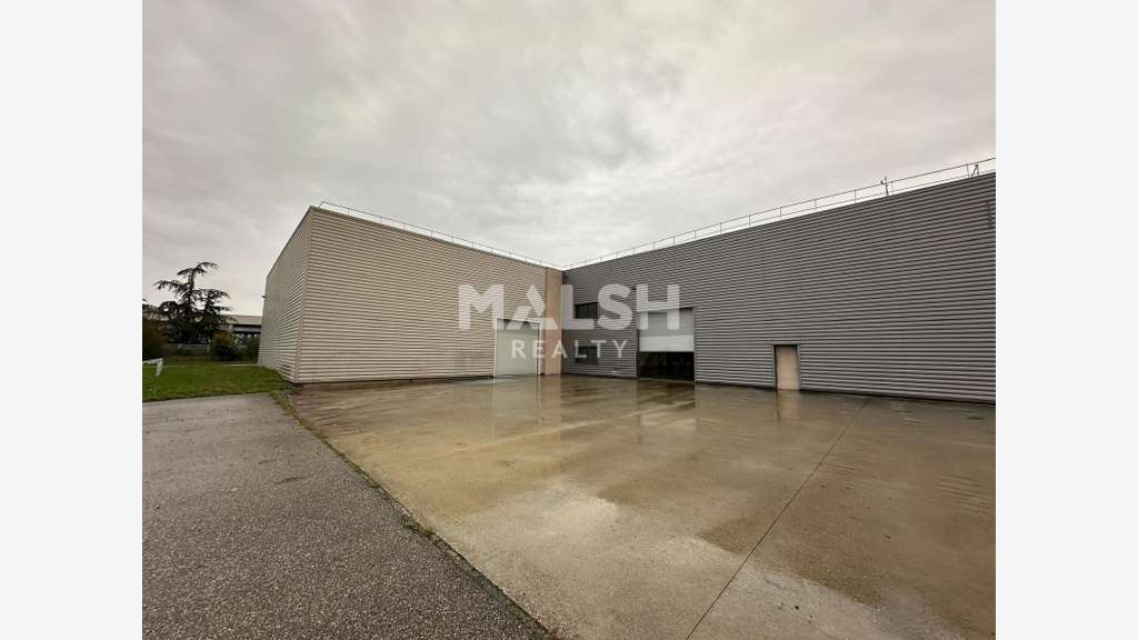 Bâtiment d'activités à louer 3046m² à Corbas