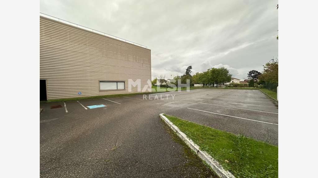 Bâtiment d'activités à louer 3046m² à Corbas