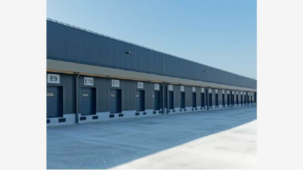 A louer entrepôt logistique 5402m² à Corbas