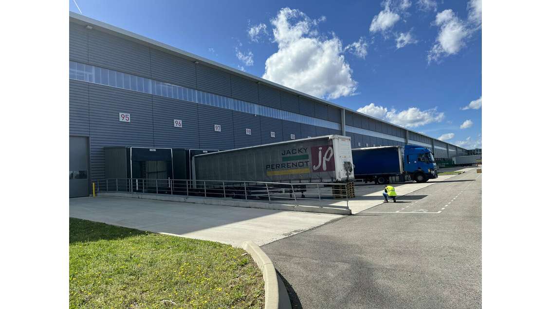 2 cellules logistiques à louer à Corbas