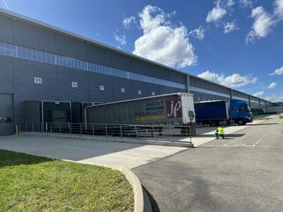 2 cellules logistiques à louer à Corbas