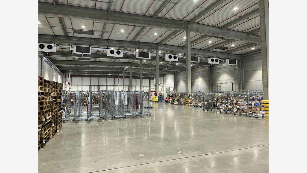 2 cellules logistiques à louer à Corbas