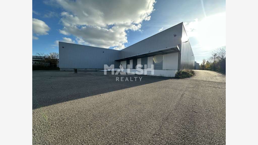 Bâtiment d'activités à louer 12445m² à Corbas
