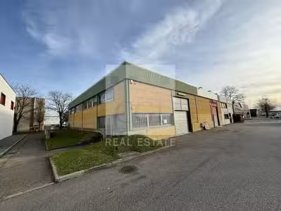 A louer local d'activités et bureaux 200m² Corbas