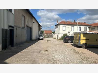 Local bureaux entrepôts activités à Corbas