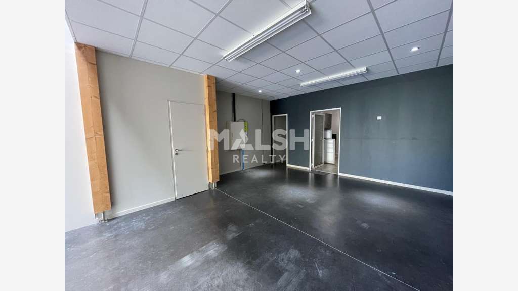 Local d'activités à louer 125m² à Corbas