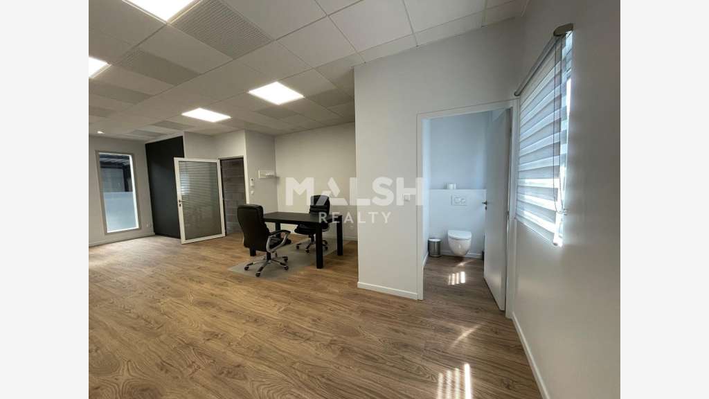 Local d'activités à louer 125m² à Corbas