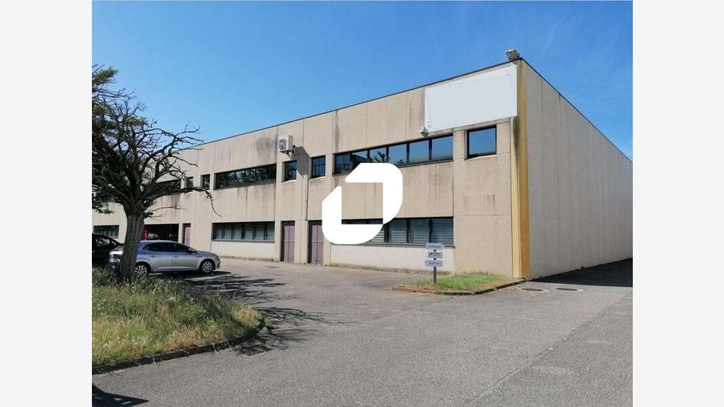 A louer Local d'activité 2800m² Corbas