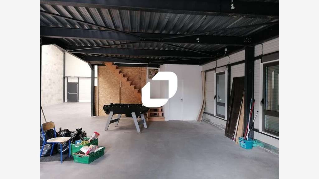 A louer Local d'activité 324m² Corbas