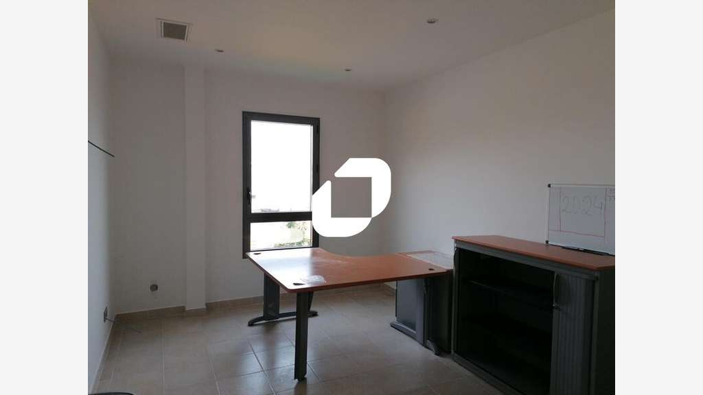 A louer Local d'activité 324m² Corbas