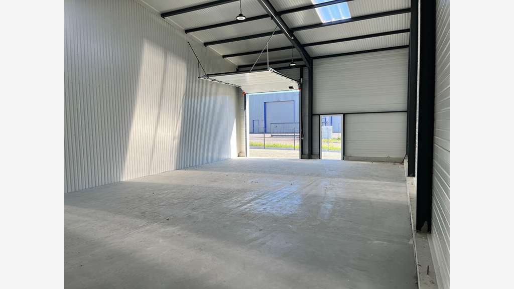 A louer local d'activité 120m² neuf à Cordemais