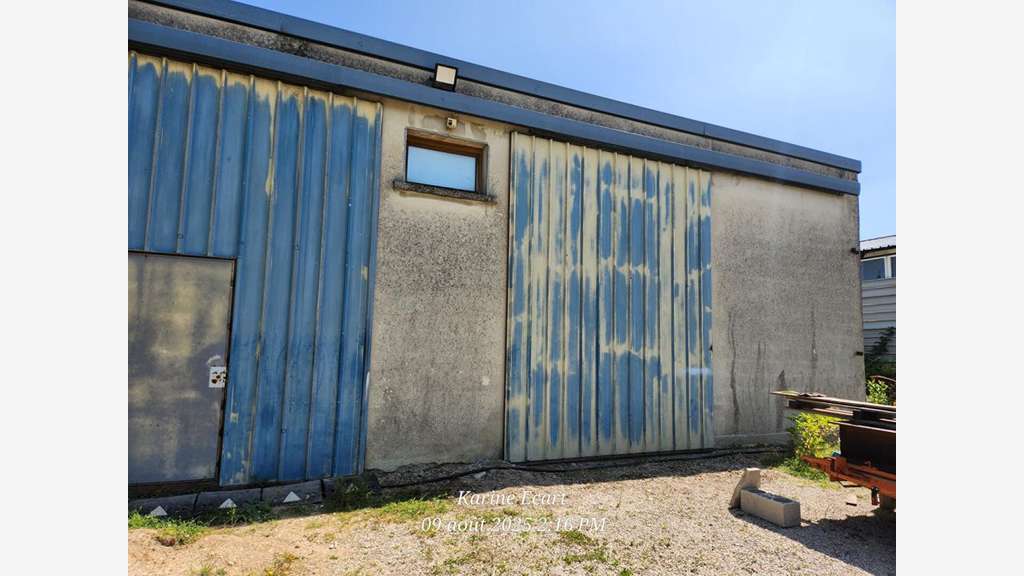 A louer entrepôt de stockage 200m² à Cormontreuil