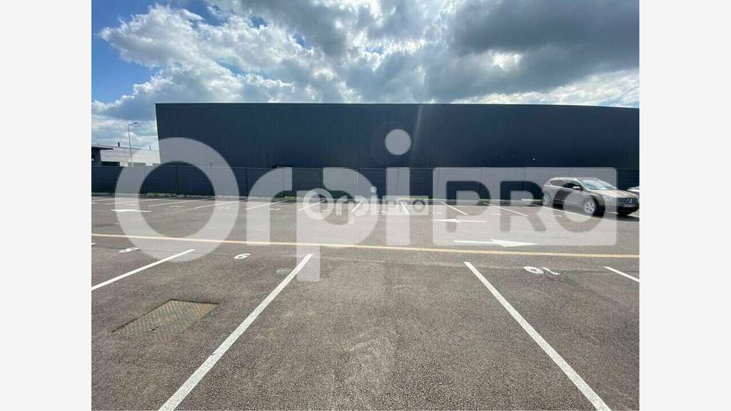 Local d'activité 205m² à louer à Cormontreuil