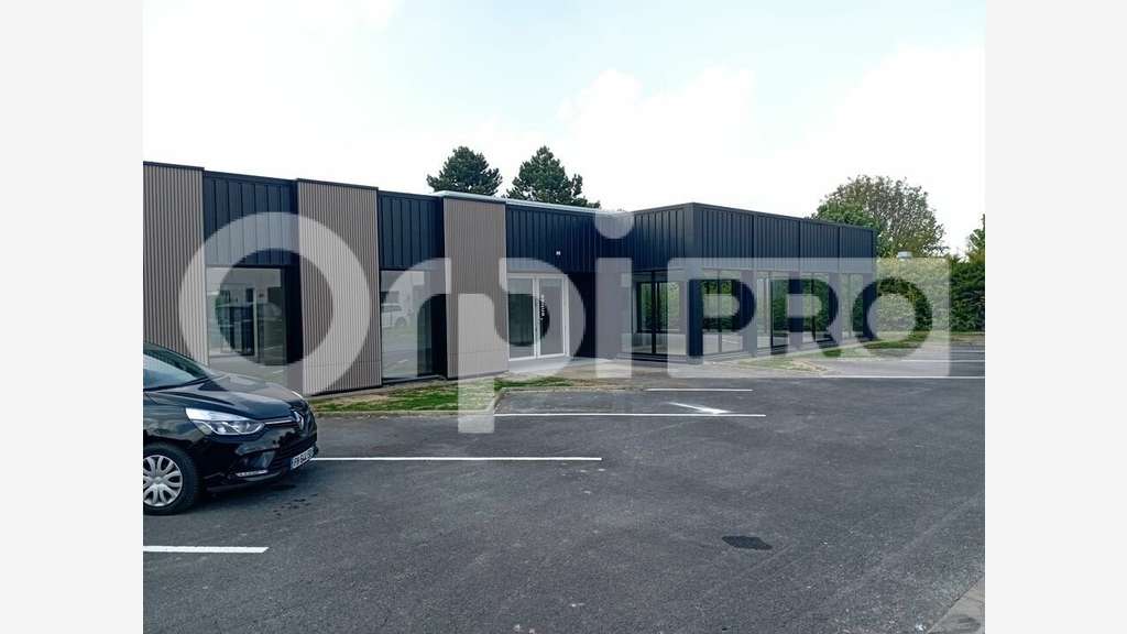 Local d'activité 342m² à louer à Cormontreuil
