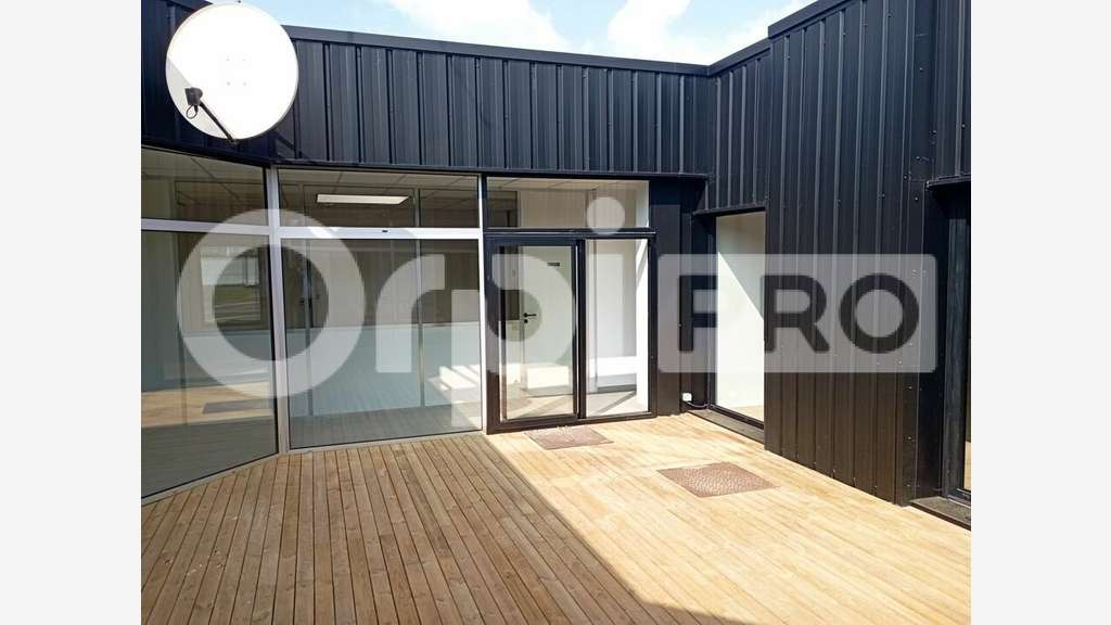 Local d'activité 342m² à louer à Cormontreuil