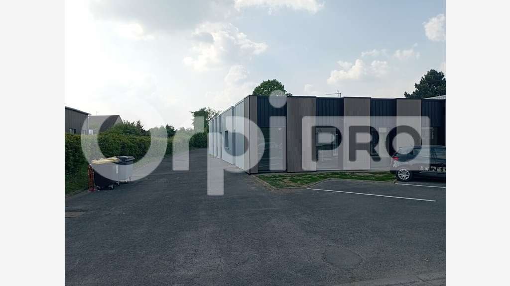 Local d'activité 342m² à louer à Cormontreuil