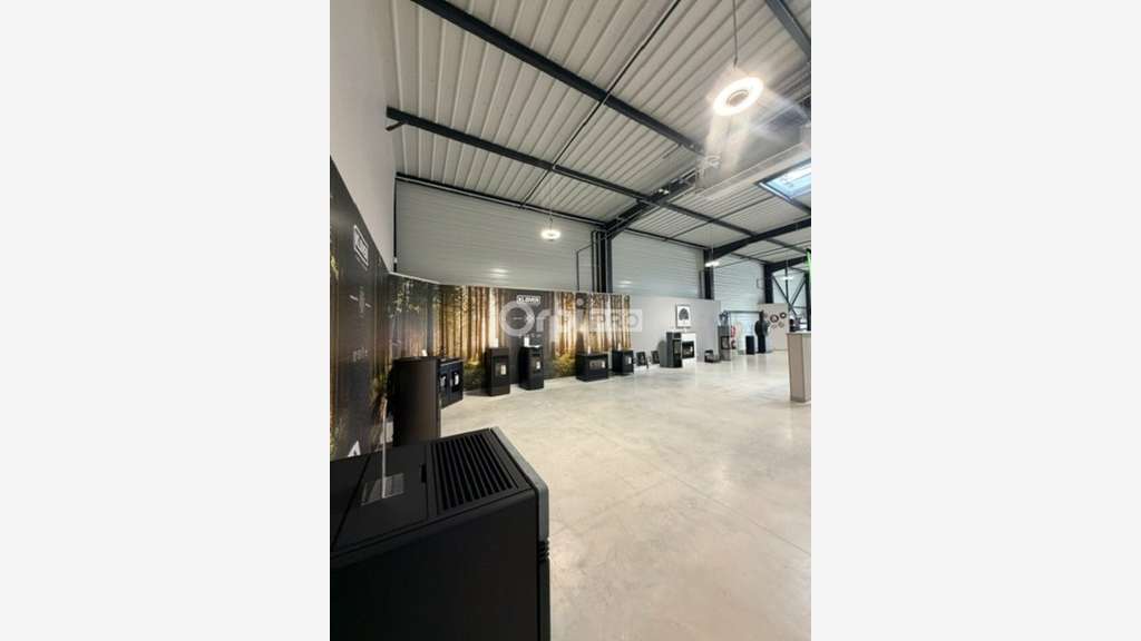 Local professionnel 500m² à louer à Cormontreuil