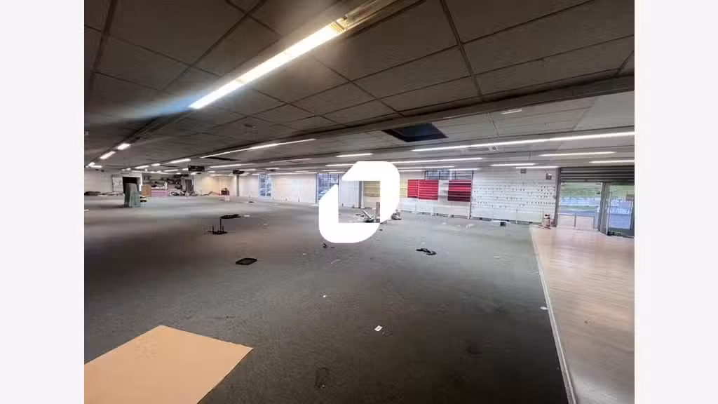 ESPACE COMMERCIAL