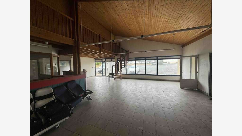 COULONGES-SUR-L'AUTIZE - LOCAL D'ACTIVITE à louer