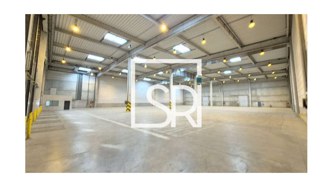 A louer entrepôt logistique à Cournon-d'Auvergne