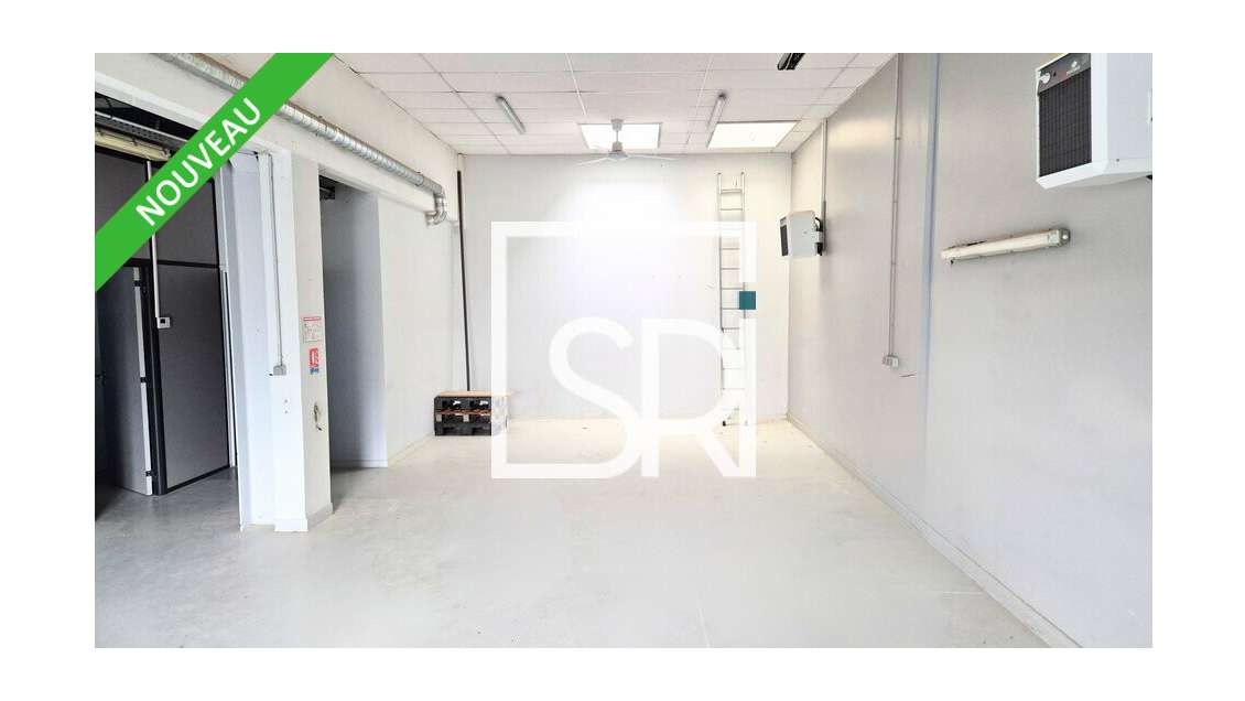 A louer local d'activité 126m² Cournon d'Auvergne