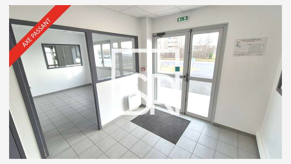 Entrepôt logistique 1785m² à Cournon d'Auvergne