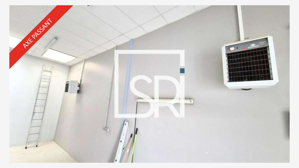 Entrepôt 127m² à louer à Cournon ZI les Acilloux