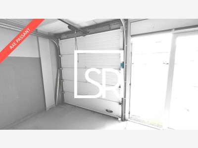 Entrepôt 127m² à louer à Cournon ZI les Acilloux