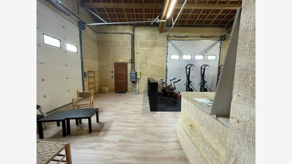 Local d'activité 401m² à louer Montpellier Ouest