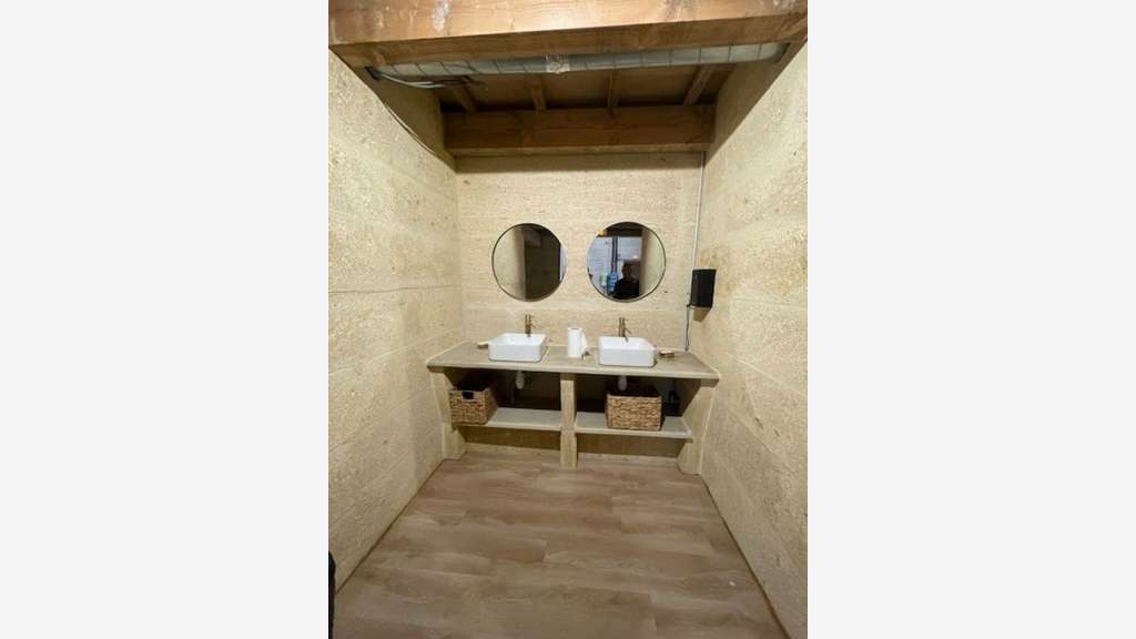 Local d'activité 401m² à louer Montpellier Ouest