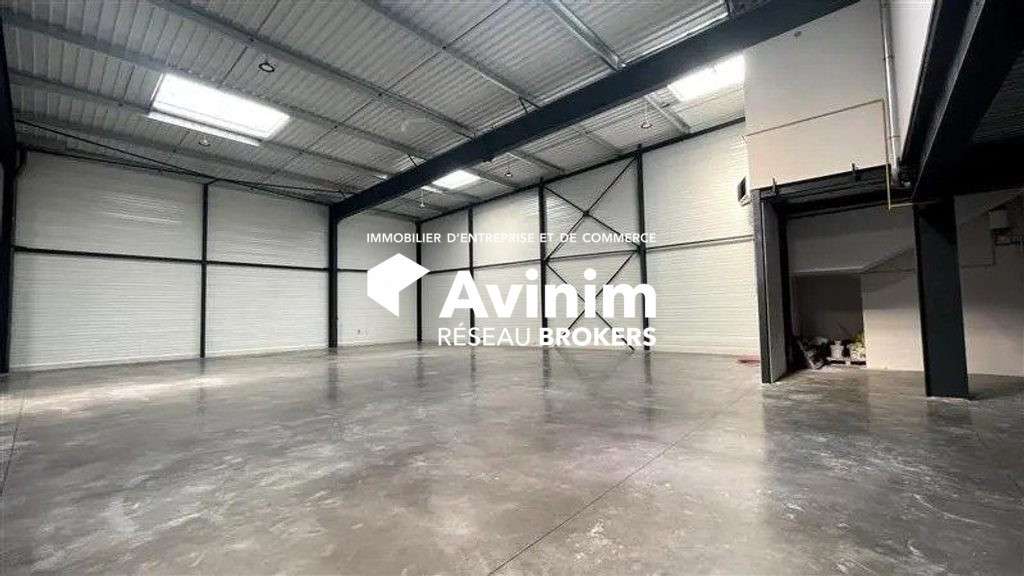 A louer cellule d’activité 475m² à Courtry