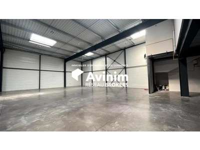 Location Locaux d'activités - Entrepôts à Courtry