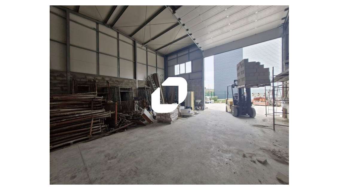 A louer Local d'activité 160m² Courtry