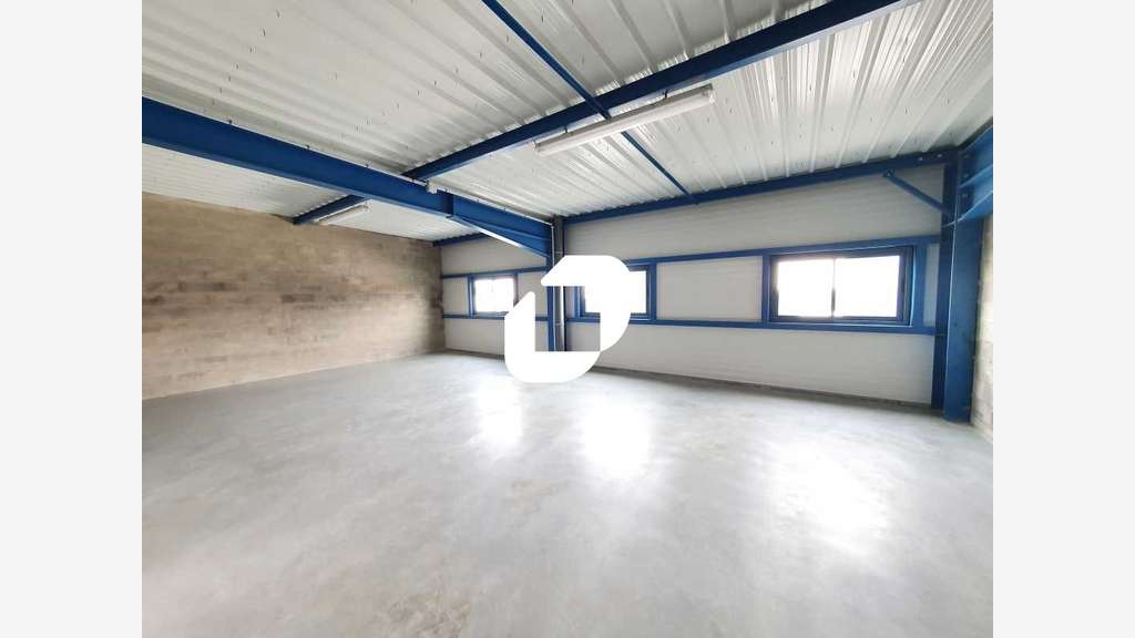 A louer Local d'activité 240m² Courtry