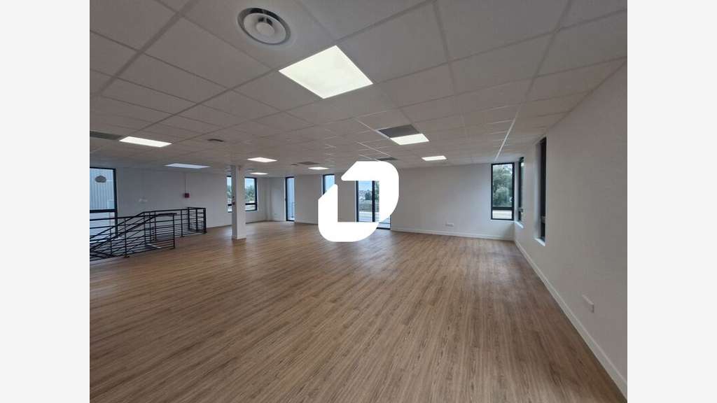 A louer Local d'activité 700m² Courtry