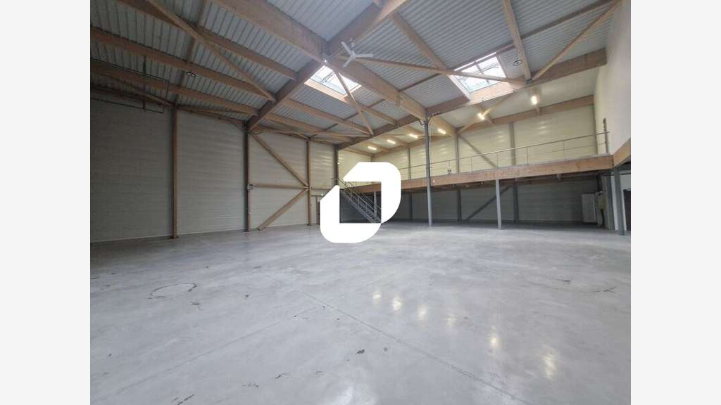 A louer Local d'activité 700m² Courtry