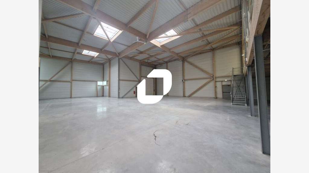 A louer Local d'activité 700m² Courtry
