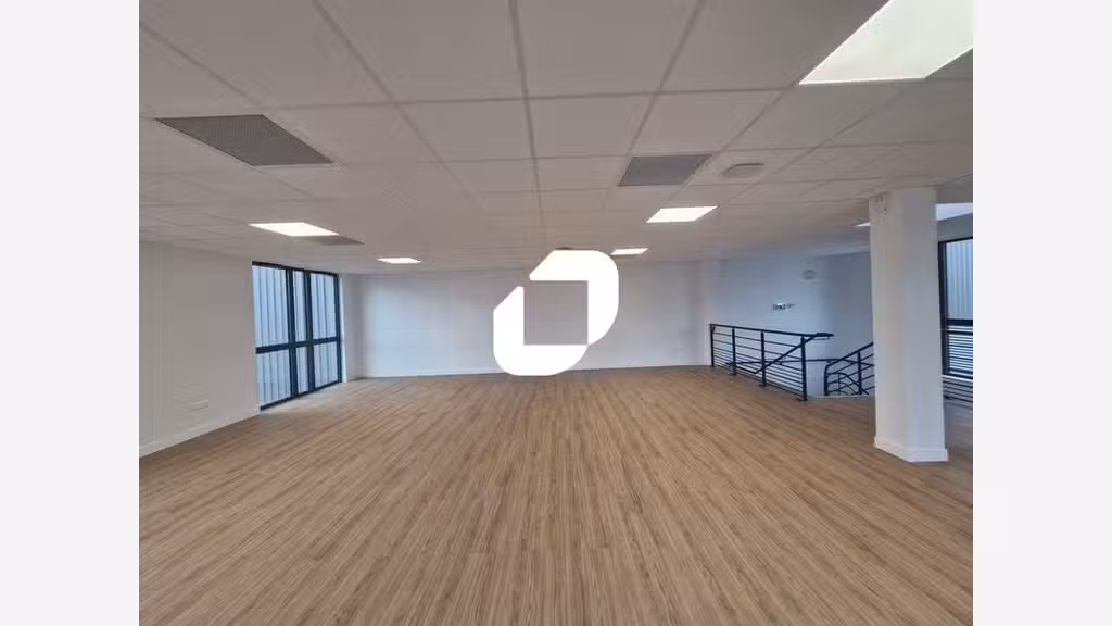 A louer Local d'activité 4462m² Courtry