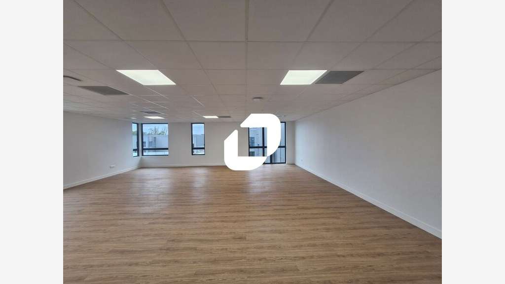 A louer Local d'activité 4462m² Courtry