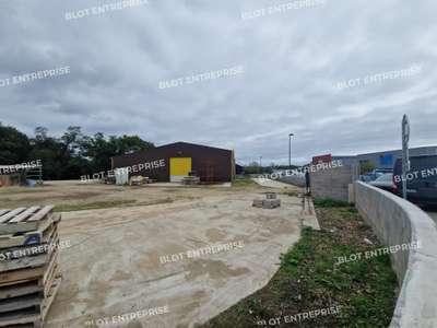 Location Locaux d'activités - Entrepôts à Crach