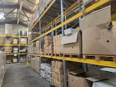 Entrepôt de 600m² à louer en ZA de Craponne