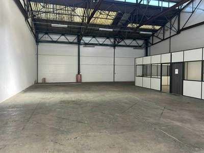 Location Locaux d'activités - Entrepôts à Montataire