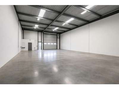 Location Locaux d'activités - Entrepôts à Creil